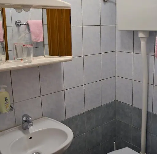 Sobe Pintur Grožnjan